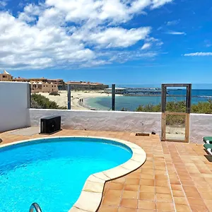 Miranda Remos Villa Corralejo